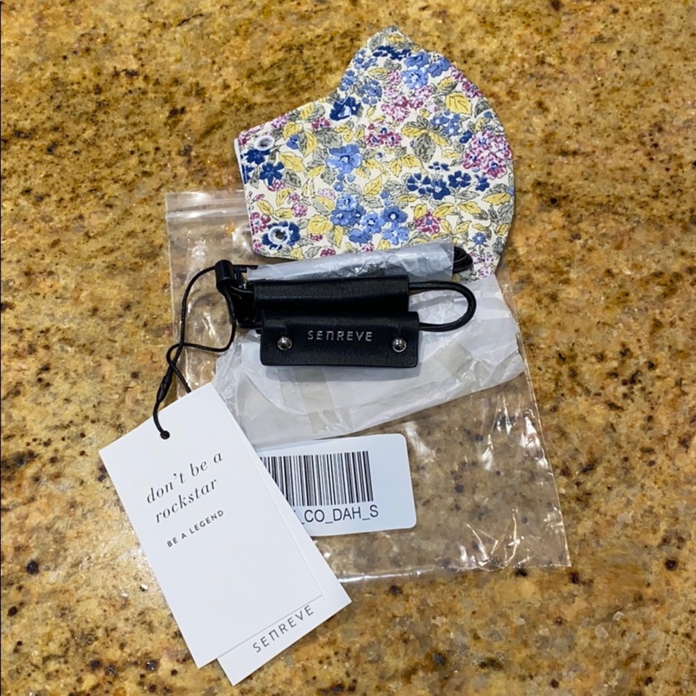 Brand new Senreve cotton mask